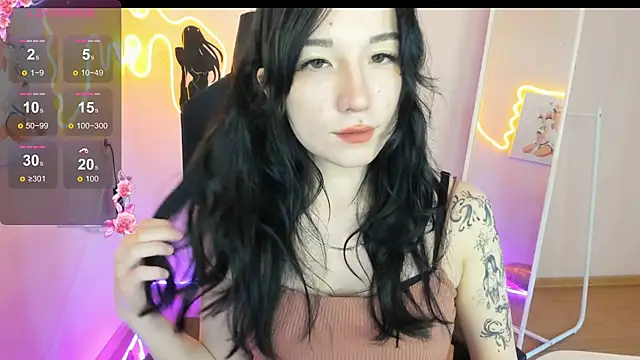 AliceeinWonderlanddd online show from March 19, 2026, 2:55 am