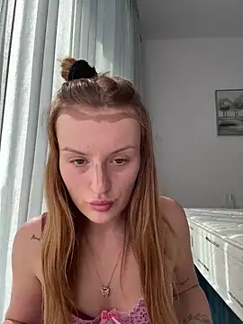 madlynn online show from March 5, 2026, 8:22 am