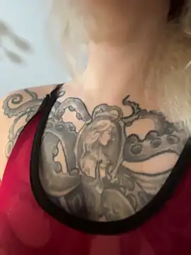 BlondeDoll  online show from February 17, 2026, 5:16 am