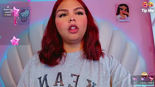 Snapshot of Maia_Hotts chatting on March 3, 2026, 11:50 am Maia Hotts online show from March 3, 2026, 11:50 am