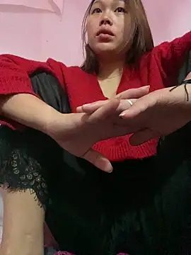 Emxinhka1 online show from May 10, 2026, 11:50 pm