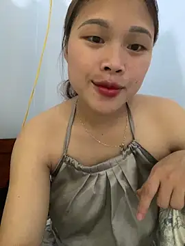 Emxinhka1 online show from April 3, 2026, 11:27 am