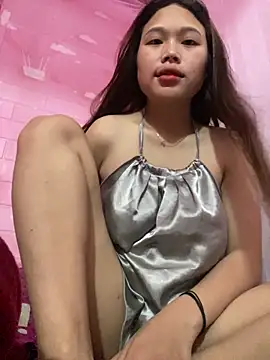 Emxinhka1 online show from May 24, 2026, 10:53 pm