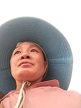 Neoone 1 online show from April 16, 2026, 10:27 am