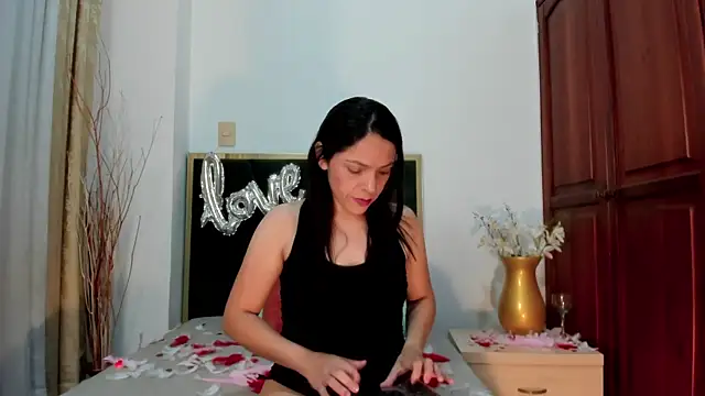 Snapshot of AnnaBroooks chatting on February 15, 2026, 2:05 pm AnnaBroooks online show from February 15, 2026, 2:05 pm