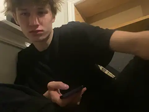 yourwhiteboy1 online show from February 4, 2026, 3:56 am