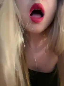 Snapshot of NikkiMis chatting on January 31, 2026, 11:47 pm NikkiMis online show from January 31, 2026, 11:47 pm