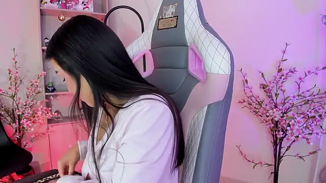 mavi boo online show from February 25, 2026, 6:19 pm