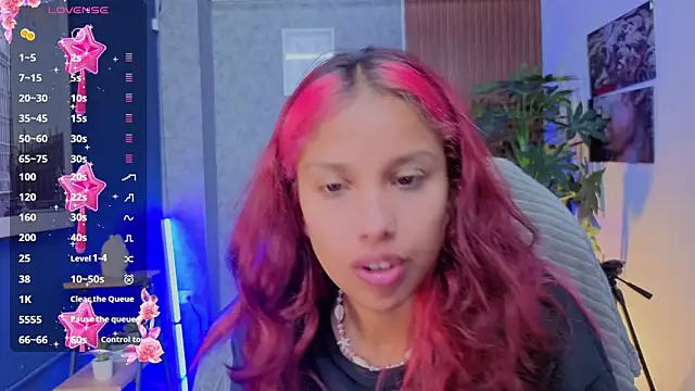 Snapshot of saphire_ chatting on May 23, 2026, 2:16 pm saphire online show from May 23, 2026, 2:16 pm