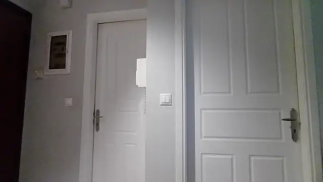 YoungforOld32 online show from March 23, 2026, 9:09 am