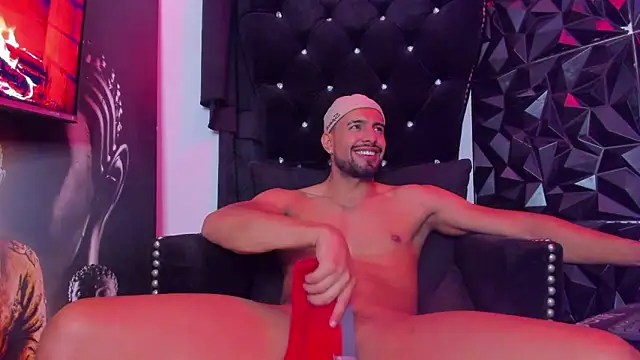 bastian bigcock online show from March 11, 2026, 4:39 am