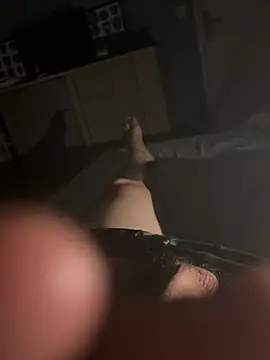 Snapshot of magicdickx21 chatting on May 26, 2026, 10:35 am magicdickx21 online show from May 26, 2026, 10:35 am