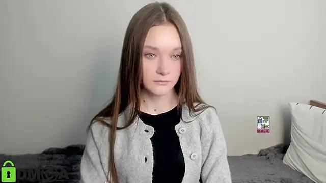 Snapshot of Elina_X chatting on May 15, 2026, 1:42 pm Elina X online show from May 15, 2026, 1:42 pm