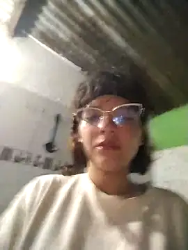 Snapshot of Melissa_giratt chatting on February 9, 2026, 2:53 am Melissa giratt online show from February 9, 2026, 2:53 am