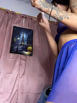 Snapshot of agathamarrshall_ chatting on February 20, 2026, 1:46 pm agathamarrshall online show from February 20, 2026, 1:46 pm