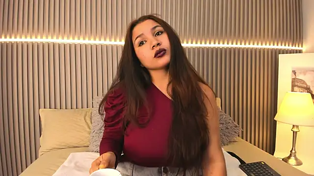 Snapshot of Victoria_Rosee chatting on July 11, 2026, 1:44 pm Victoria Rosee online show from July 11, 2026, 1:44 pm