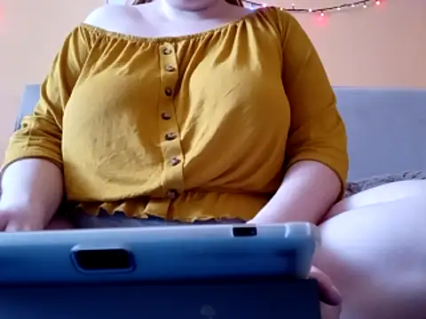 trixye21 online show from February 24, 2026, 1:12 pm