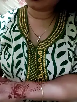 PARI51 online show from July 14, 2026, 7:42 pm