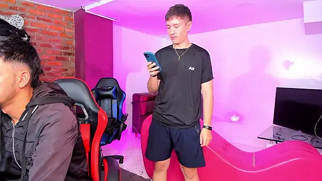 Snapshot of Bad_Boys777 chatting on February 12, 2026, 9:47 pm Bad Boys777 online show from February 12, 2026, 9:47 pm