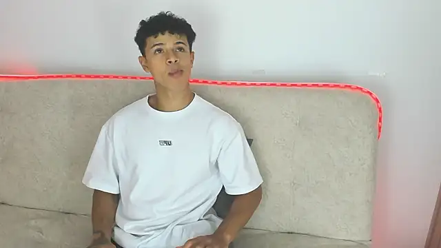  Alex Colton online show from March 11, 2026, 10:04 pm