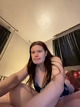 JulietteLatte online show from February 22, 2026, 10:44 pm