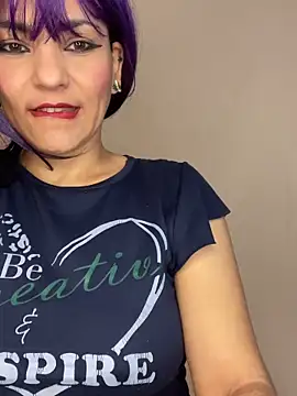 eva luz online show from March 25, 2026, 9:03 pm