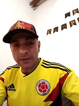 yoahotpetrafiery online show from April 17, 2026, 9:06 pm