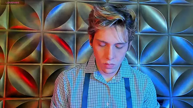 DannyParker  online show from February 18, 2026, 4:32 am