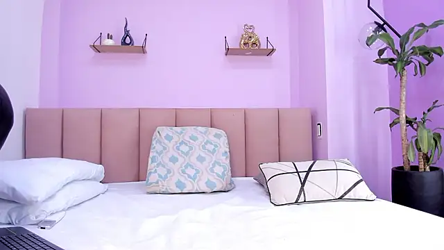 sam doll  online show from March 21, 2026, 7:18 pm