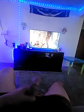 Elpnzaurio online show from March 25, 2026, 11:36 pm