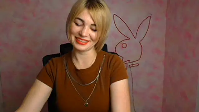 Snapshot of CuttieEmma chatting on July 24, 2026, 5:47 am CuttieEmma online show from July 24, 2026, 5:47 am