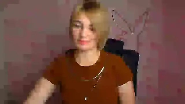 Snapshot of CuttieEmma chatting on July 10, 2026, 5:29 am CuttieEmma online show from July 10, 2026, 5:29 am