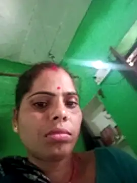 Priyakoli4568 online show from April 4, 2026, 7:59 am