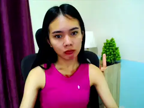 Snapshot of devine_goddess chatting on February 13, 2026, 5:02 pm devine goddess online show from February 13, 2026, 5:02 pm