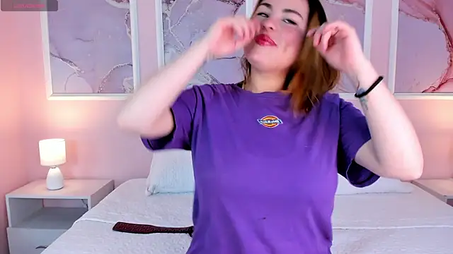 Snapshot of Kennya_Rodriguez chatting on December 23, 2025, 12:00 am Kennya Rodriguez online show from December 23, 2025, 12:00 am