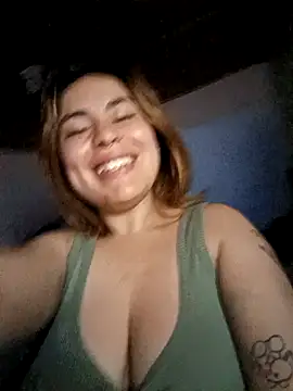 Snapshot of Kennya_Rodriguez chatting on October 6, 2025, 2:13 am Kennya Rodriguez online show from October 6, 2025, 2:13 am