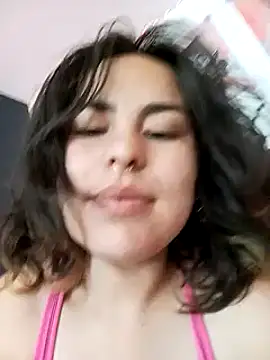 Snapshot of Kennya_Rodriguez chatting on March 2, 2025, 5:44 am Kennya Rodriguez online show from March 2, 2025, 5:44 am