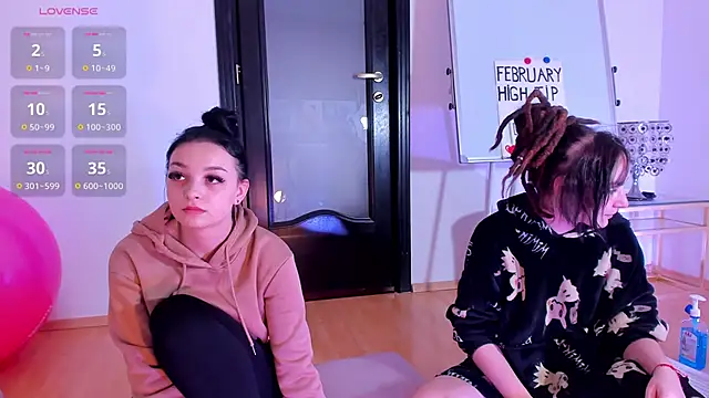 Snapshot of Peanaughty chatting on February 28, 2026, 10:04 am Peanaughty online show from February 28, 2026, 10:04 am