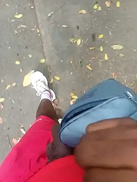 andresj22hot online show from April 18, 2026, 12:18 pm