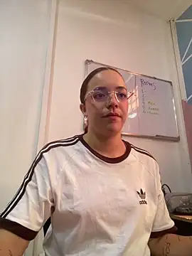 Miss Dior2 online show from February 9, 2026, 3:43 pm