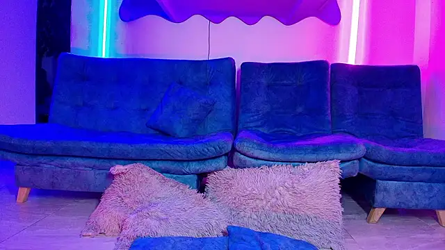 Giaa Moretii online show from February 13, 2026, 3:06 am