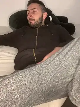 robeertiito online show from April 3, 2026, 3:07 pm