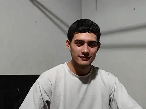 Snapshot of jhayko22 chatting on February 10, 2026, 6:45 am jhayko22 online show from February 10, 2026, 6:45 am