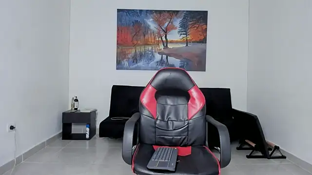 Snapshot of ryanwhite3 chatting on February 12, 2026, 1:16 am ryanwhite3 online show from February 12, 2026, 1:16 am