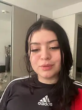 Snapshot of lolaaculaa chatting on April 11, 2026, 3:49 pm lolaaculaa online show from April 11, 2026, 3:49 pm