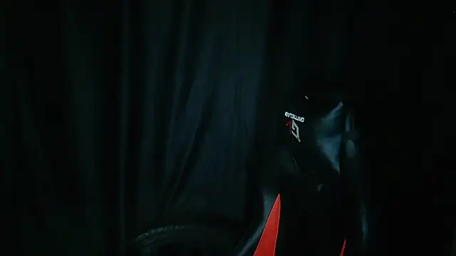 liza  kitty online show from April 15, 2026, 4:55 pm