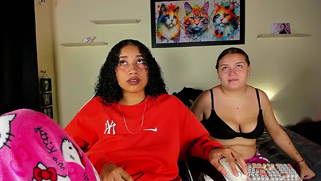 Snapshot of meredit_cris23 chatting on February 18, 2026, 3:15 am meredit cris23 online show from February 18, 2026, 3:15 am