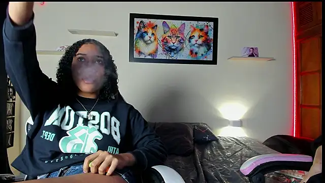 Snapshot of meredit_cris23 chatting on February 15, 2026, 2:56 am meredit cris23 online show from February 15, 2026, 2:56 am