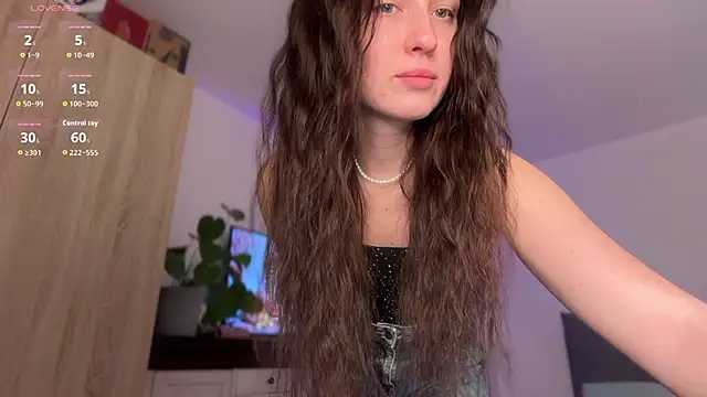 MegiMagic online show from April 18, 2026, 6:10 pm