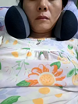 Baby-loveass69 online show from February 6, 2026, 12:01 pm